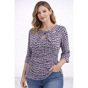 1096  SZ L JLo Jennifer Lopez Petite Purple Rushed Top Stretch Slim Fit Blouse